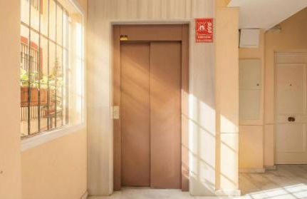 Spacious 2-Bedroom Apartment - Walk to Isla Mágica - AC - Premium Bed - Foto 46