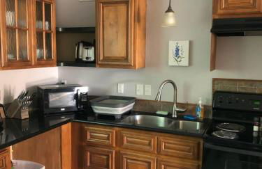 2 br washer dryer Near LSU Tiger Stadium - Foto 9