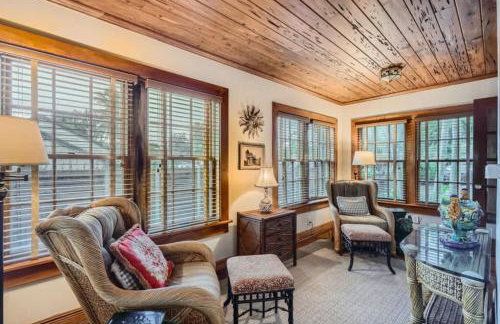 Casa Delfino - Savor Old World Charm with a Lush Poolside Retreat - Foto 4