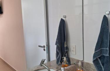 Show de apartamento na Praia do Morro - Guarapari - 3Q - Área externa com churrasqueira - 2 vagas garagem - Wifi - 100m da praia - ar condicionado - Foto 16