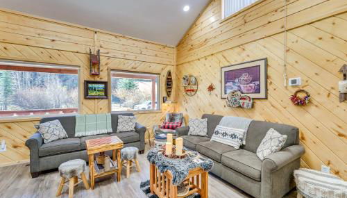 Less Than 1 Mi to Skiing Family-Friendly Red River Haven - Foto 5