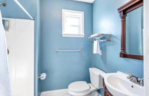 Tower Grove Two-Story Cozy Unit for Groups STL side a - Photo 4