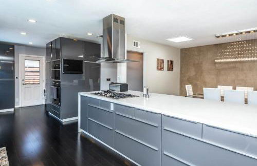 Luxury 3BR with Cabana Oasis Pool & Style - Foto 65