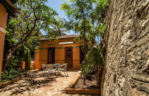 Villa Regionalista principios Siglo XX 1919 -Pedregalejo-Baños del Carmen-A UNOS METROS DEL MAR!!! PISCINA CLIMATIZADA BAJO PETICION - Photo 55