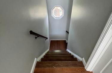 Charming 1-bdrm Apt close to all - Photo 18