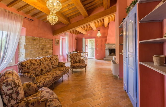 Belvilla by OYO Villa Cucco - Foto 7