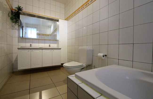 Stunning Cottage in Jehonville With Sauna - Photo 59