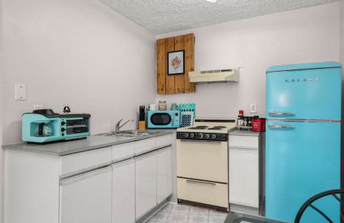 Sebring Circle Studio Stay- Postcard Mural Views - Foto 18