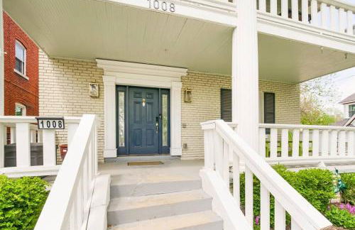 Chic 4BR 3BA Historic Home Near Country Club Plaza - Photo 3