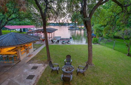 The Shorewood Lakeside Oasis, Pet-Friendly Getaway - Foto 45