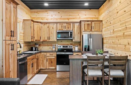 Pole Barn - Rustic 1BR Family Retreat with Open Views - Foto 12