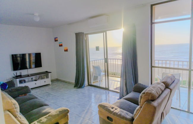 Escape to Paradise at in Amanzimtoti - Photo 12