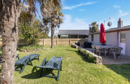 Charming Home with Orchard - Foto 25