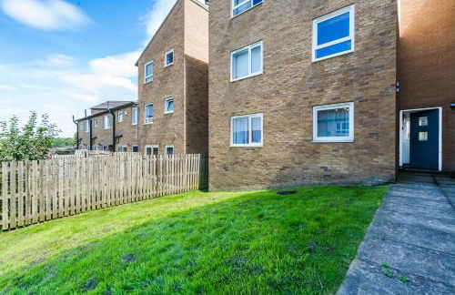 2BR Modern Flat With Free Parking - Foto 41