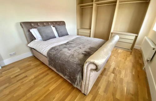 Luxury 5 Bedrooms House in Milton Keynes - Foto 33