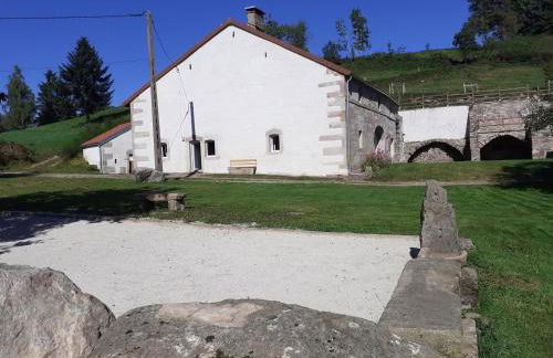Gîte nature rénové dans les Vosges Saônoises - FR-1-583-459 - Foto 1