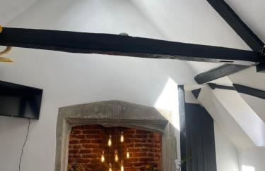 Epic Location, Views & Large Private Terrace - Photo 2