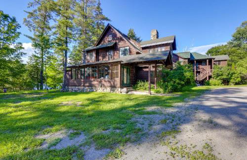 Expansive Eagle Lake Escape w/ Boathouse + Beach - Foto 4