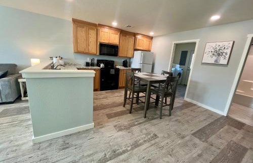 Perfect Location to Casino w King Beds - Foto 8