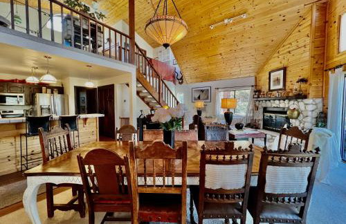 ADELAIDE HILL IN PINE MOUNTAIN CLUB BREATHTAKING VIEWS 3Bd 3Bth SPA TUB - Foto 26