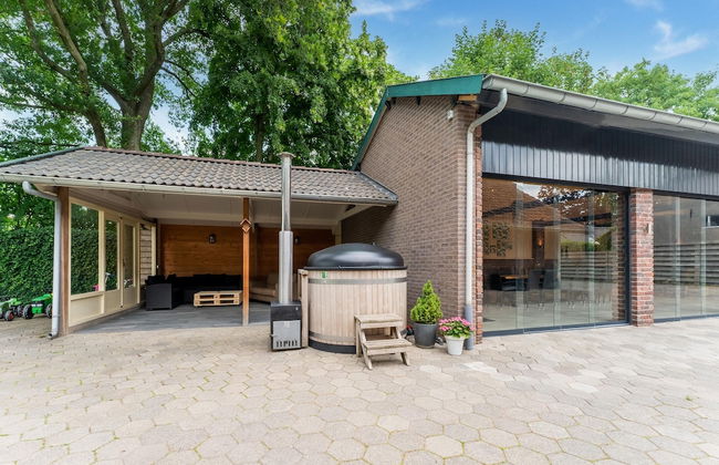 Farmhouse in the Achterhoek With hot tub and Beach Volleyball - Photo 37