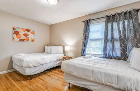 Minutes from the Airport - Wonderful Warrington - Photo 50