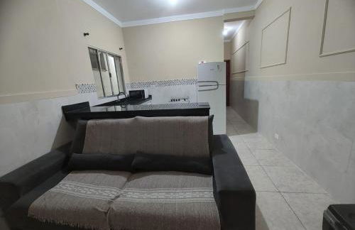 Casa para Famílias e Grupos com Ar-condicionado, Churrasqueira e estacionamento próximo em Praia Grande - Foto 42