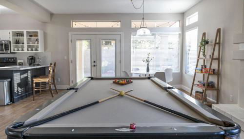 Gilbert Douglas - Photo 4