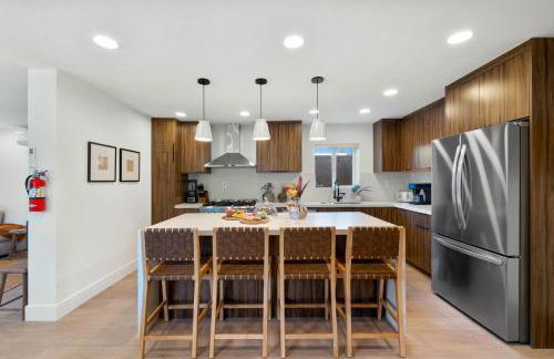 The Maya - Entire Hotel Buyout - Private Gym - Private Game Room - Private Living Area - Foto 60