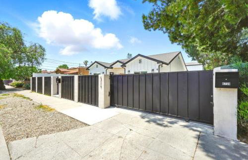 G- Luxe NoHo Family Home near Universal 15m and Hollywood 10m - Foto 36