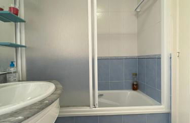 Roger's house frente al mar en Alicante - Photo 19