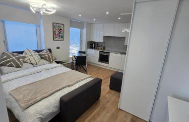 Ground Floor-Modern-Cosy-Private-Whitefield Studio - Foto 1