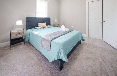 Delightful airy remodeled 1 1 Elsas - Photo 8