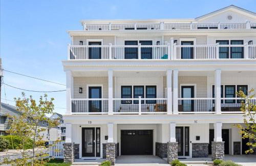 Spacious Newly Built Townhouse 2 blocks to Beach - Foto 49