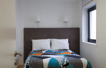 TMB (Train / Metro& Bus ) Oporto Station House - Foto 1