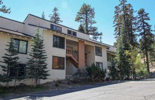 Discover 4 - Photo 2