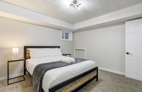 Modern 6BR Home in Briargate - Foto 39