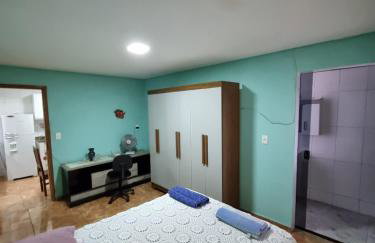 Lindo Apartamento, WiFi Rápido, 2 Banheiros, Suíte, Sala Confortável, Cozinha Completa, Microondas, Entrada Privativa, Perto do Shopping Pátio Matosinhos, 5 min do Centro Histórico - Foto 4