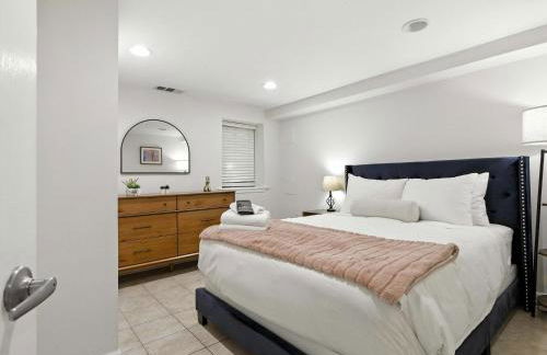 Cozy 2BR Flat - Walk to METRO Union Market - Foto 5