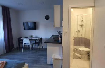 Apartmani Karlo - Photo 24