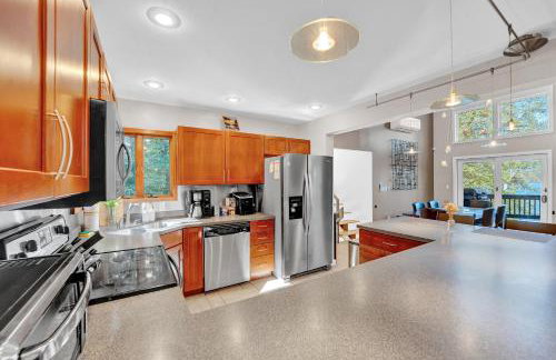 Lakefront Sunsets, Hot Tub, Pool Table, Kayaks - Foto 44