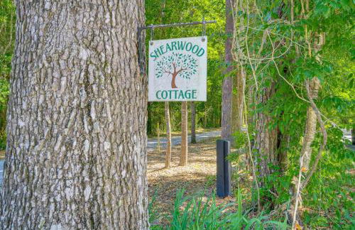 Historic Biloxi Bay Cottage with Beautiful View - Foto 26