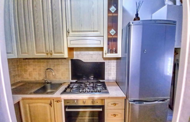 Cosy Apartment With Balcony - Photo 8