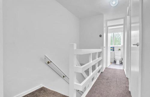 Stylish 3 bed in great location - BTA Homes Serviced Accommodation Wolverhampton - Foto 6