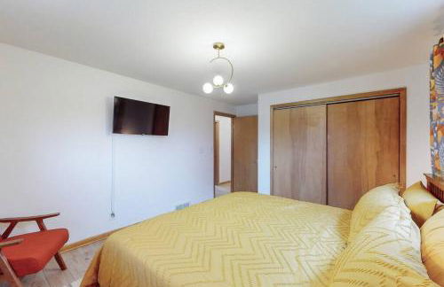 Gridiron Getaway-Where Families and Fans Unite - Foto 42