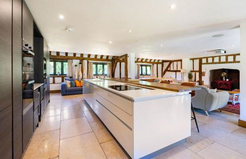 Period Luxury Converted Barn Windsor/Maidenhead - Perfect for family groups - Foto 112