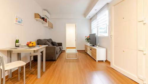 Acogedor apartamento en el centro con muchas comodidades - Photo 4