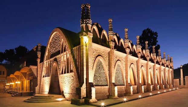 Bodegas Codorníu - Guided Tours - Photo 2