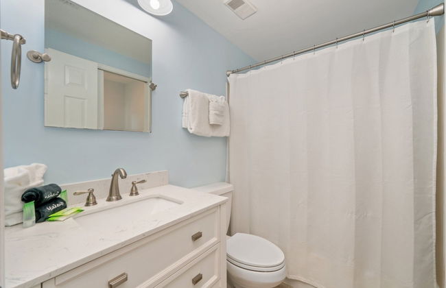 Sterling Sands 604 2 Bedroom Condo by RedAwning - Foto 18