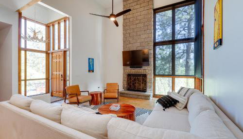 Spacious Flagstaff Home with Hot Tub and Fire Pit! - Foto 4